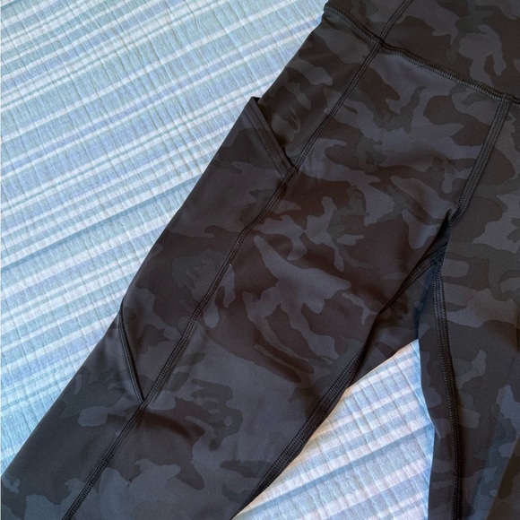 Lululemon fast & free tight II 25” *non-reflective nulux - Picture 5 of 7